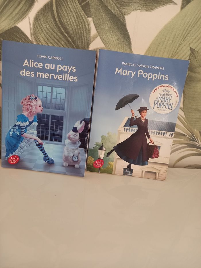 Lot de 2 livre Alice au pays des merveilles et Mary Poppins