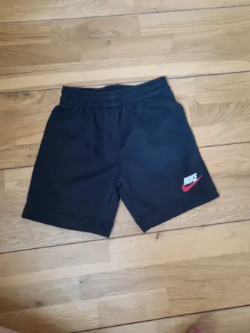 Short nike