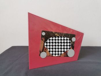 Déco support photo métal rose avec aimants