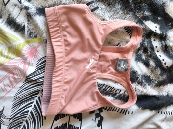Brassière enfant puma 7/8 ans