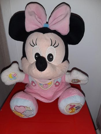 Peluche minnie interactive