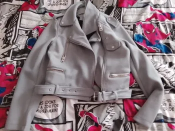 Lot veste
