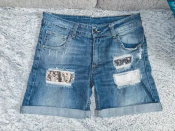 Short jean femme, short femme taille S, mini short en jean, short jeans déchiré