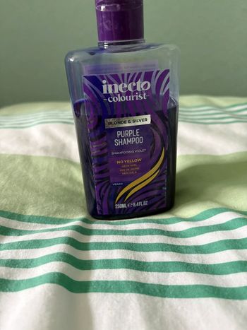 Shampoing violet