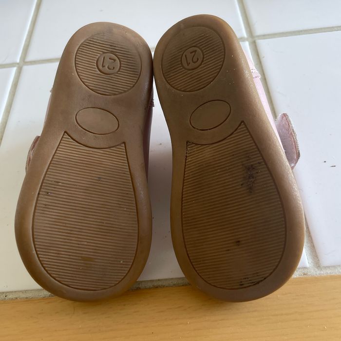 Chaussures rose - photo numéro 4