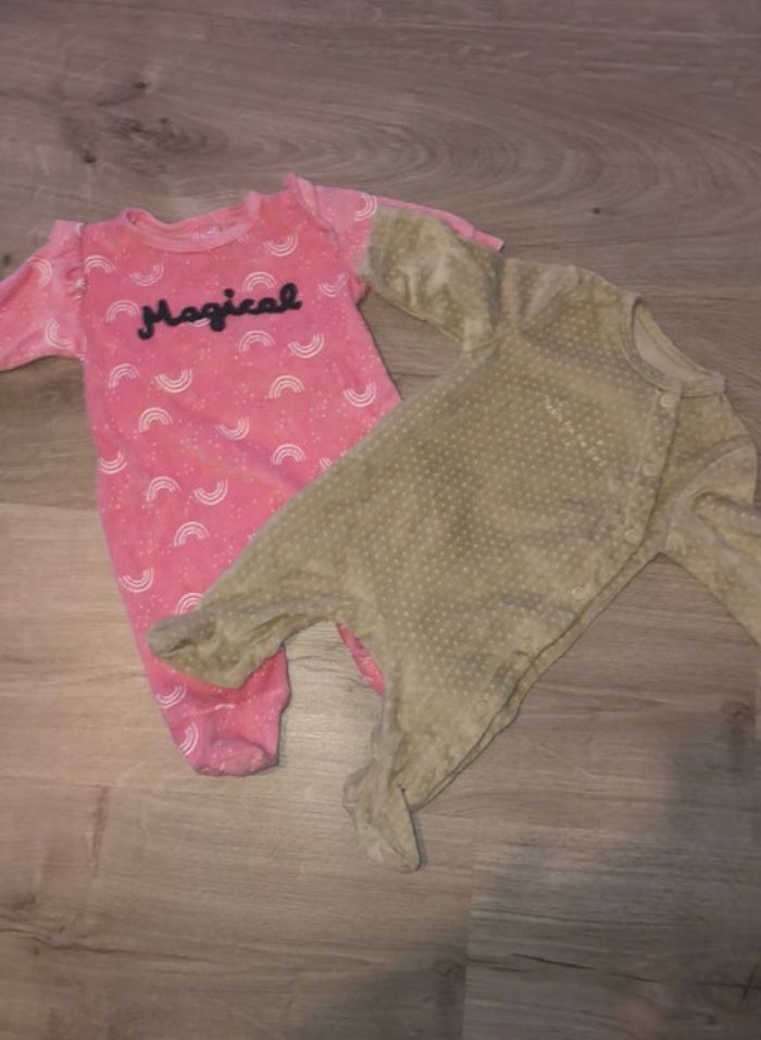 Lot de 2 grenouillères taille 1 mois