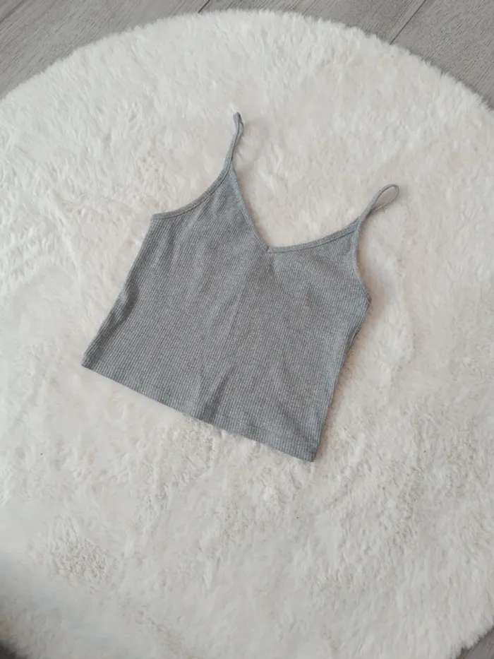 🩶 Crop top gris côtelé Jennyfer - Taille XS 🩶