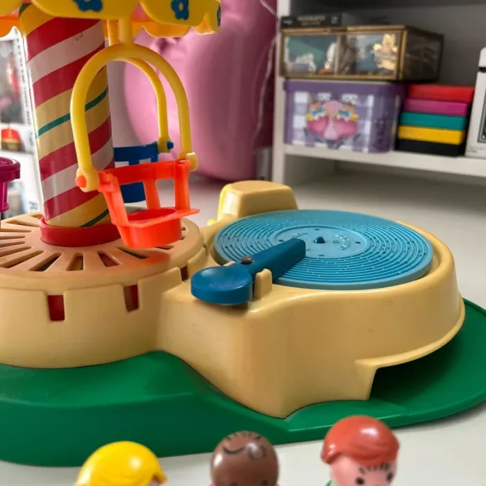 Manège à disques carrousel musical fisher price vintage - photo numéro 5