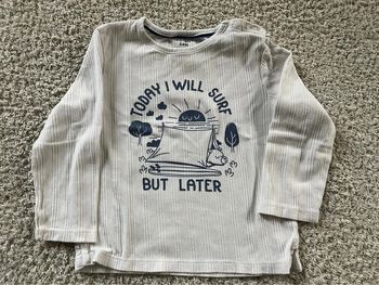 Teeshirt manches longues taille 24 mois Kiabi