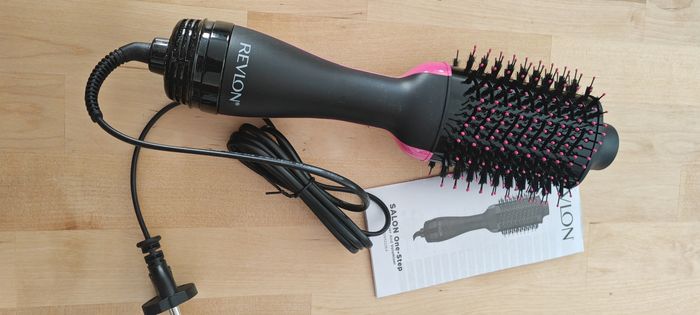 Brosse soufflante coiffante séchante Revlon Neuve