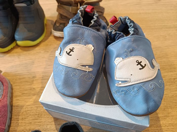 LOT de 7 paires de chaussures bébé + Lampe veilleuse Poule 🐓 + autres - photo numéro 4