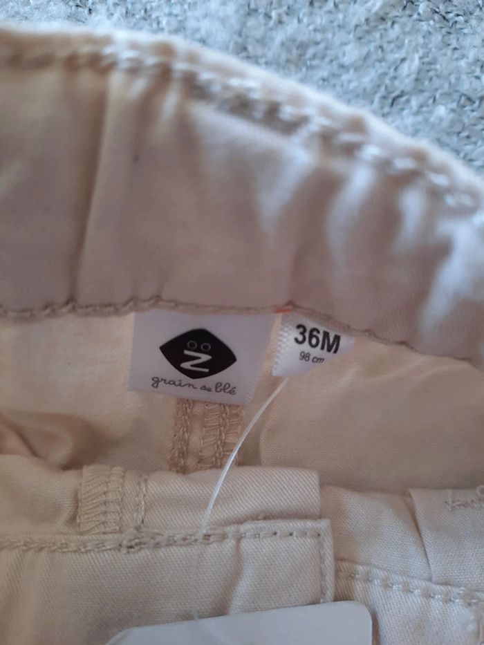 Bermuda beige neuf - photo numéro 3