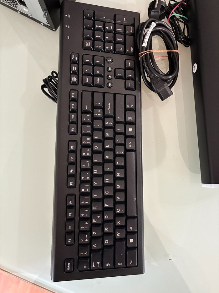 PC HP Pavilion Gaming Desktop TG01 - photo numéro 4