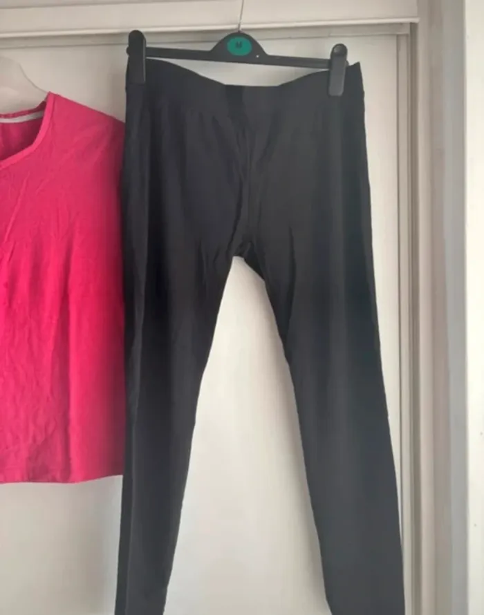 Tenue de sport taille S/M 📦 - photo numéro 3