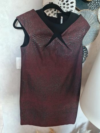 Robe courte Celebrity Cop Copine taille 36 violet prune