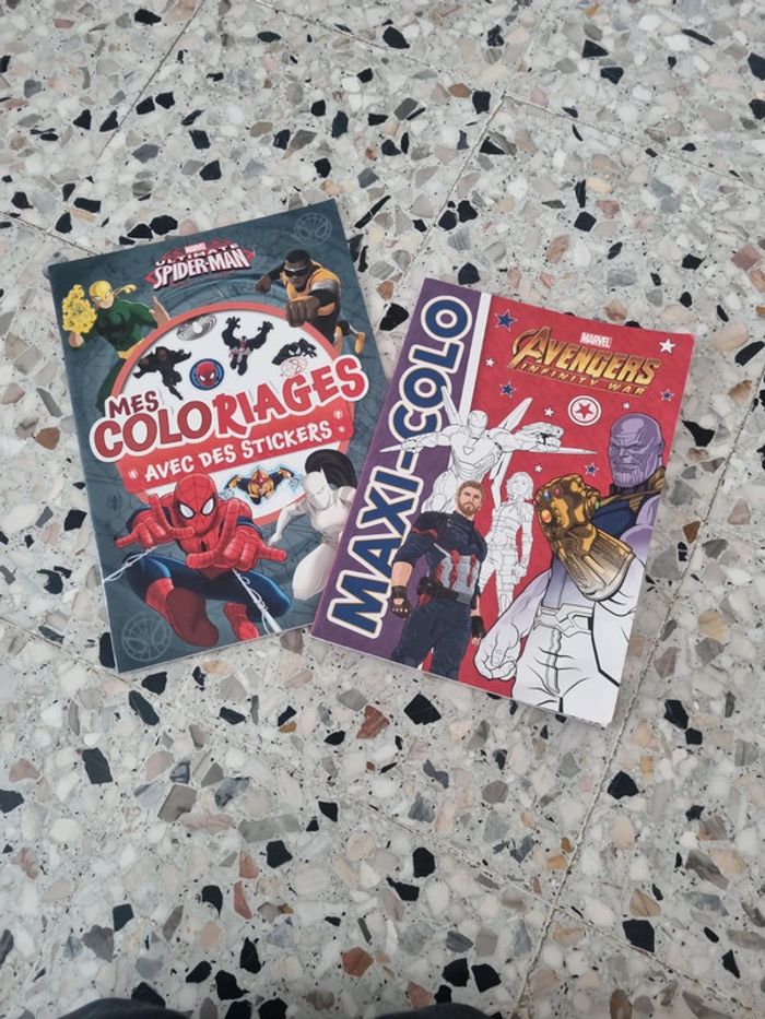 Lot coloriages