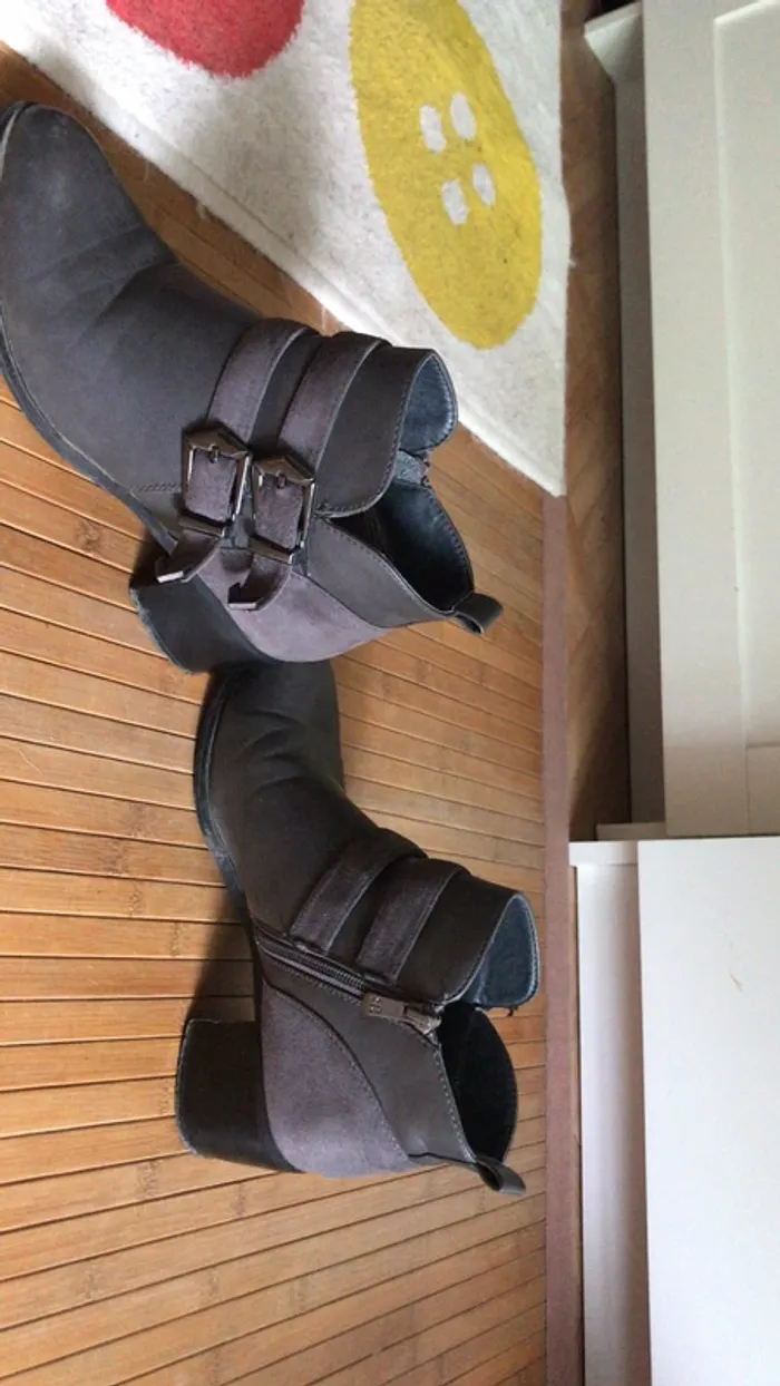 Bottines grise - photo numéro 2