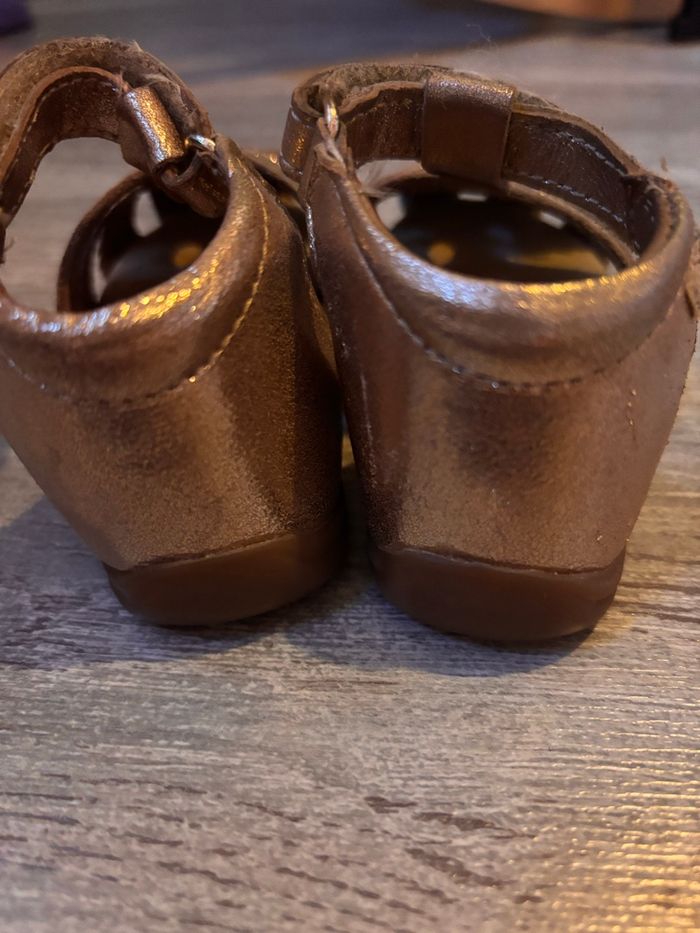 Chaussures - photo numéro 3