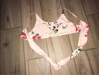 Brassière à fleurs maillot ou autres taille S