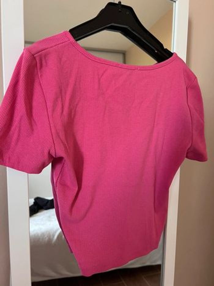 T-shirt rose court - photo numéro 3