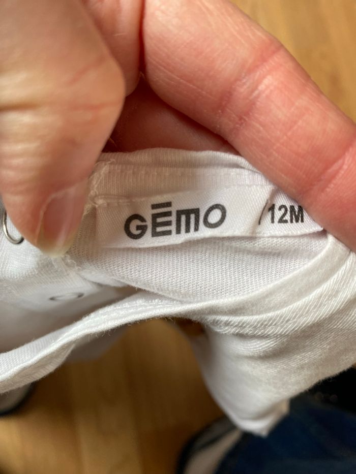 TEE shirt 12 mois - photo numéro 2