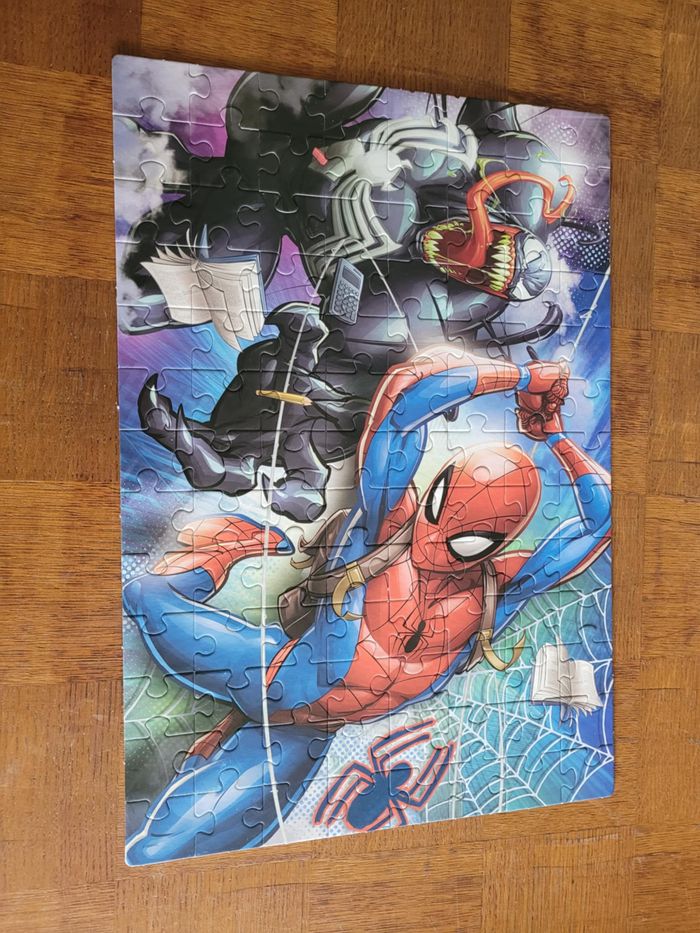 Puzzle 104 pièces Spiderman - photo numéro 2