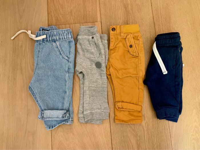 Lot de 4 pantalons en 3 mois