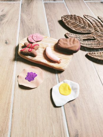 🌭 Dinette lot plateau de charcuterie divers aliments en tissu- peluche