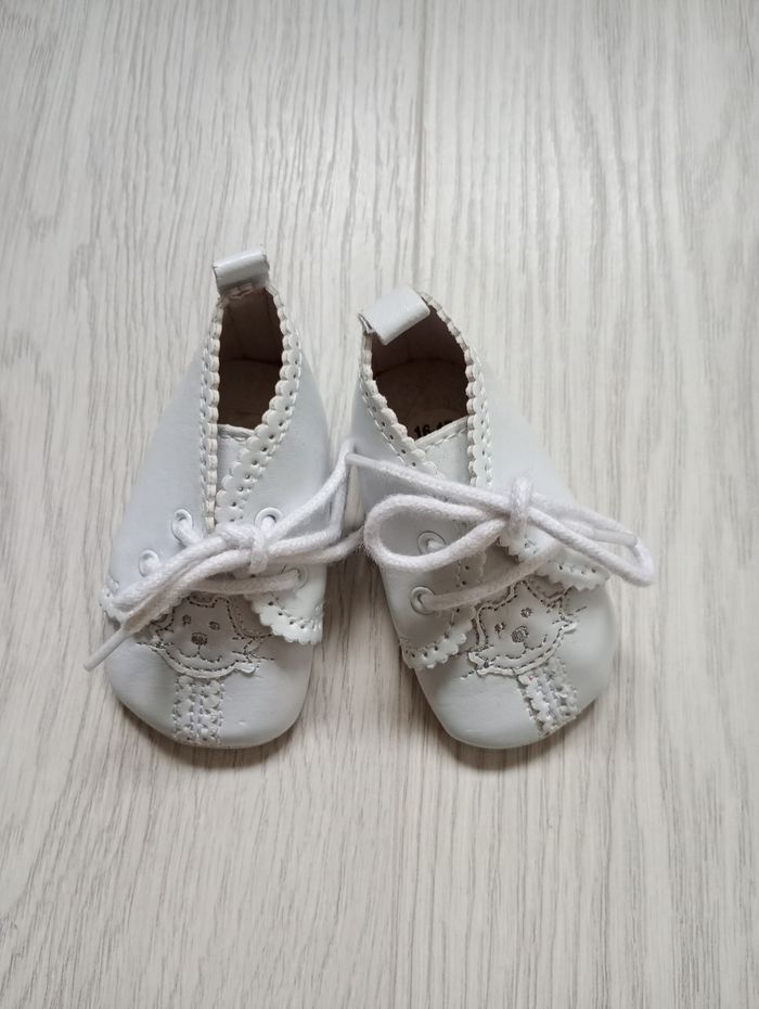 Chaussures bébé 3-6 mois