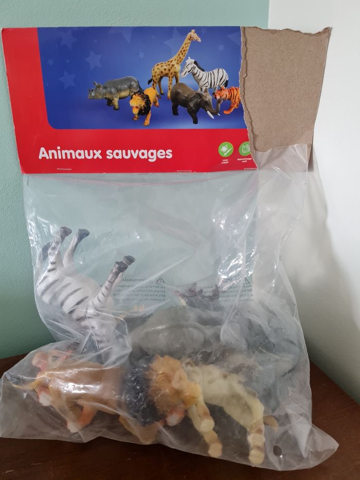 Animaux en plastique
