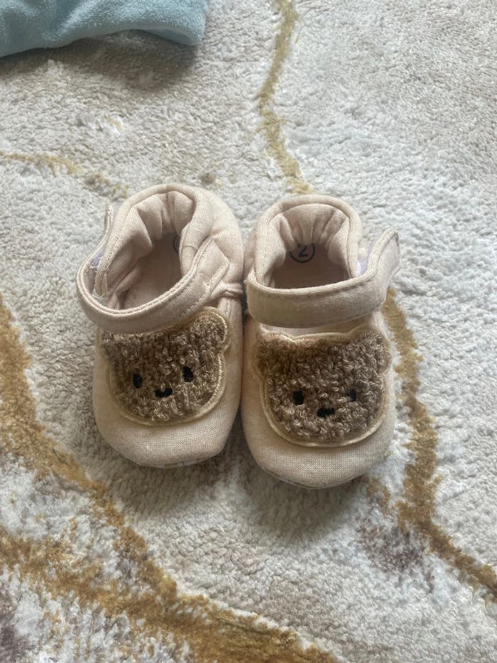 Chausson bébé ourson à skratch - photo numéro 2