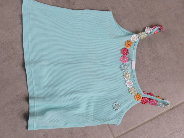 6 Hauts, tops, t-shirt à bretelles fille 10 ans - photo numéro 5