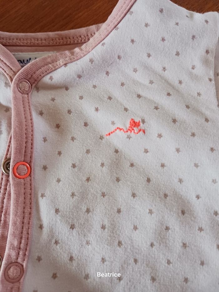 Ensemble pyjama. - photo numéro 3