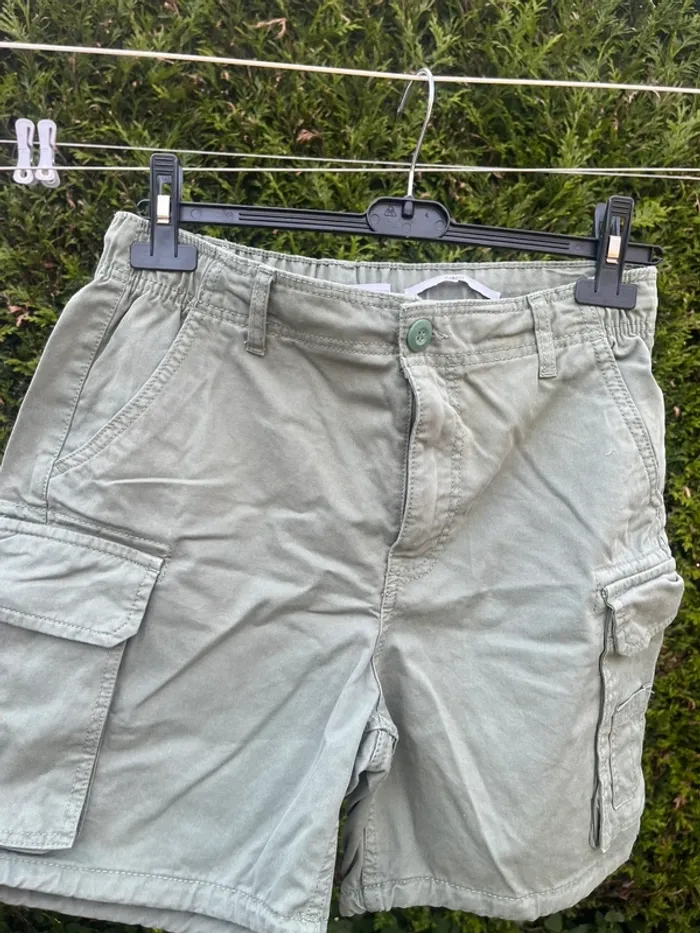 short cargo kaki bershka - photo numéro 7