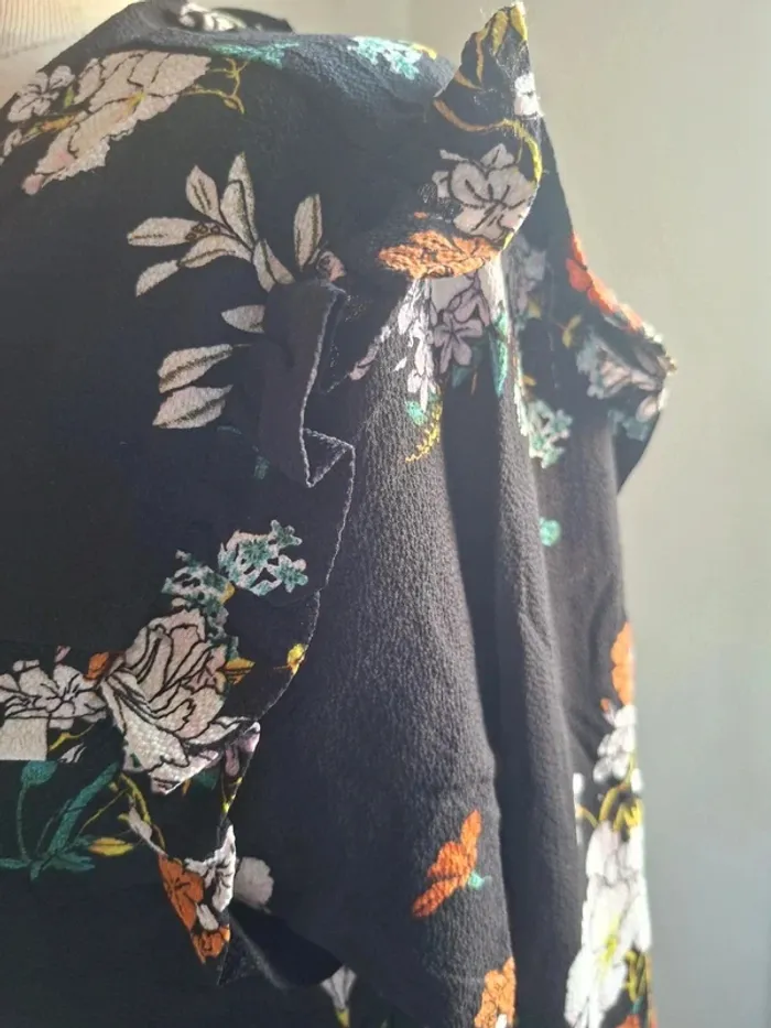 Robe fleurie noire, romantique et chic - Brave Soul, neuve, taille M - photo numéro 6