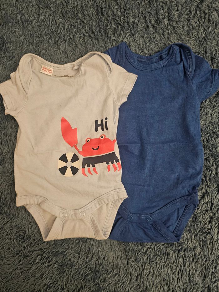 2 bodies 0-2mois / 50-56cm