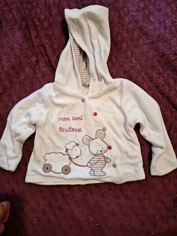 Gilet capuche 3 mois