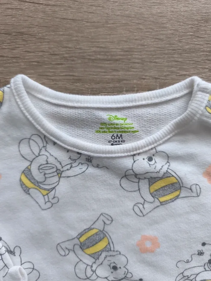 Pull léger Winnie Disney neuf sans étiquette 6 mois - photo numéro 2