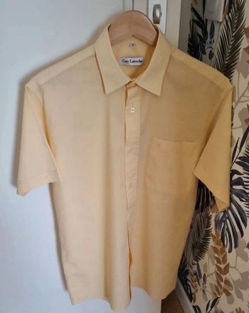 Chemise jaune manches courtes