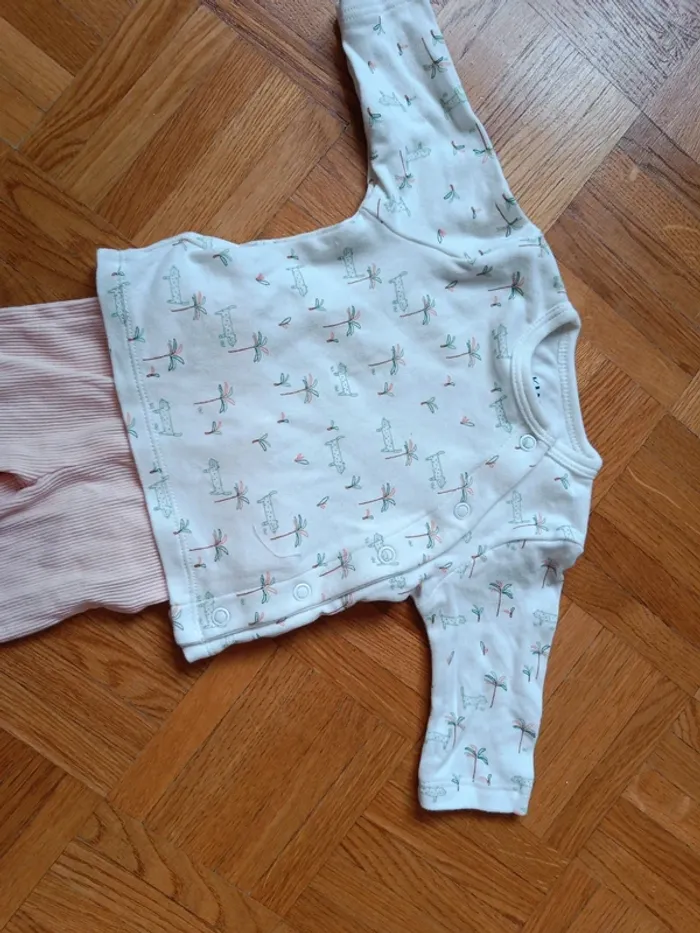 Pull et legging motif jungle Kiabi - photo numéro 2