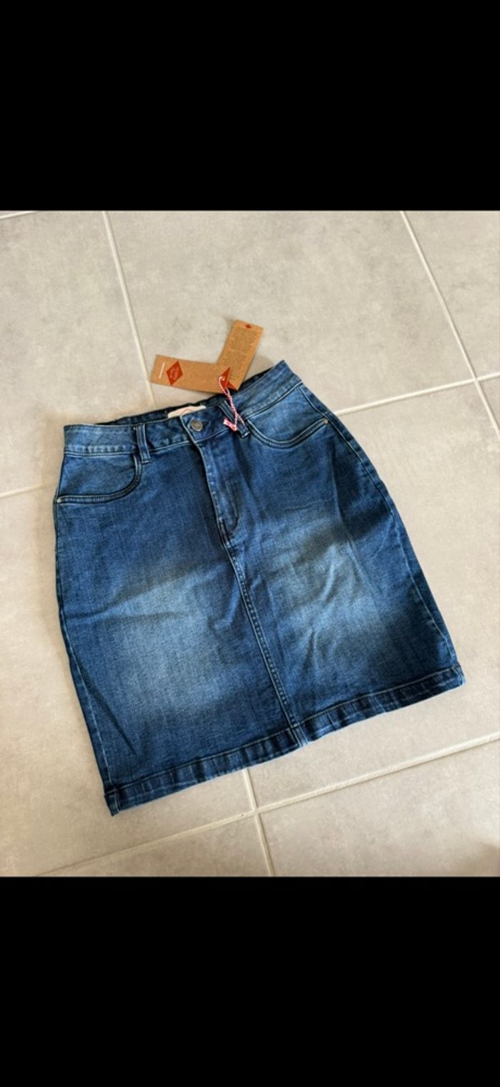 Jupe en jean Lee Cooper Taille 38 - photo numéro 1
