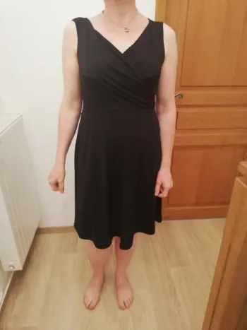 Robe noire neuve jamais portee