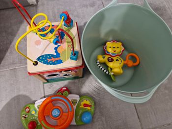 Lot jouets bebe