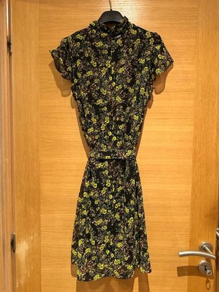 Robe IKKS Taille 38 - photo numéro 3
