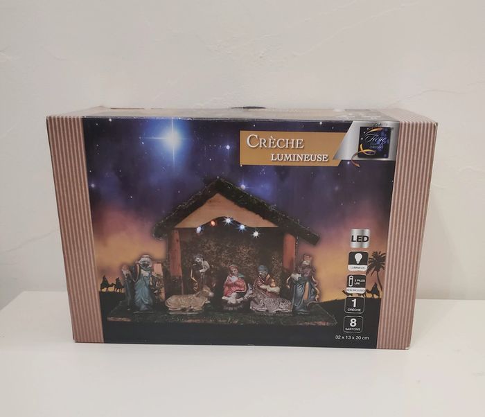 Fééric Lights & Christmas Crèche Lumineuse en boîte très bon état  32x13x20 cm env. JJA - photo numéro 2