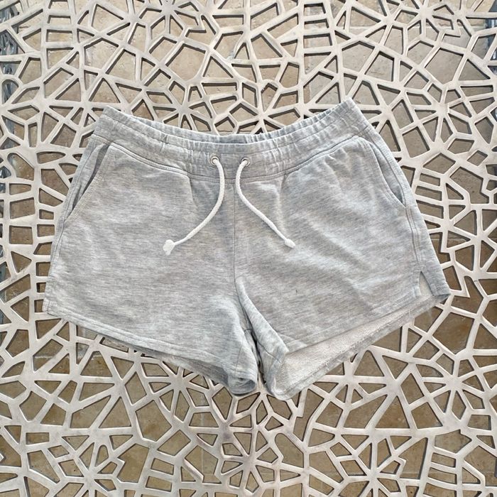 Short pour femme gris taille S en coton H&M