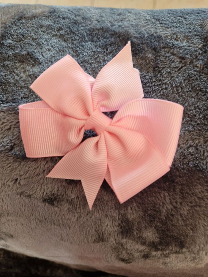 Pince crocodile barrette cheveux bébé enfant fille rose