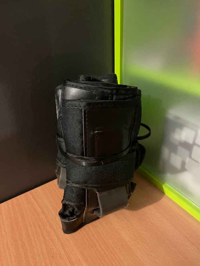 Lot de protections pour rollers/ patins à roulettes  et skateboard enfants - photo numéro 5