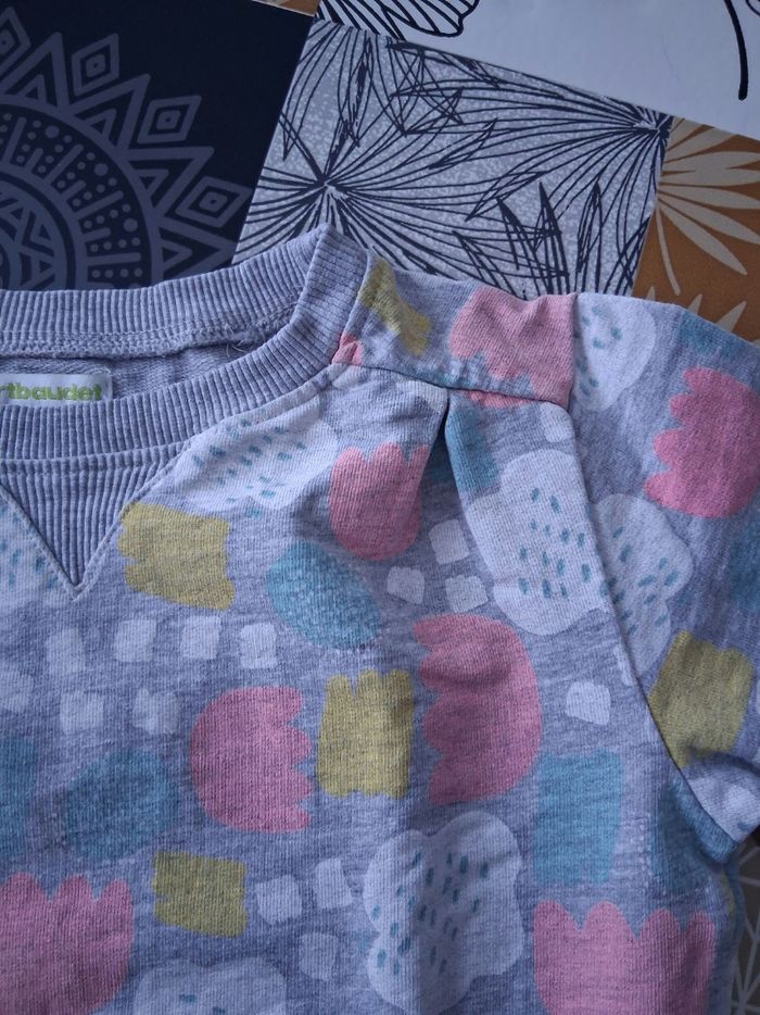 Sweat fille gris chiné motifs multicolores 6 ans - photo numéro 9