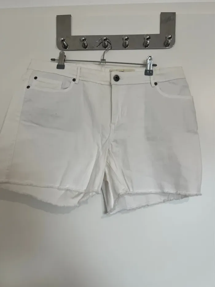 Short jeans blanc